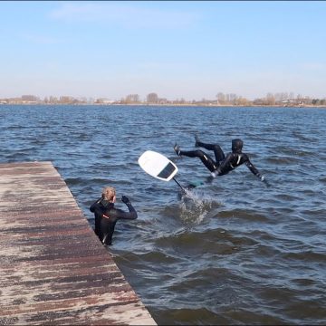 Girls DockFoil practice